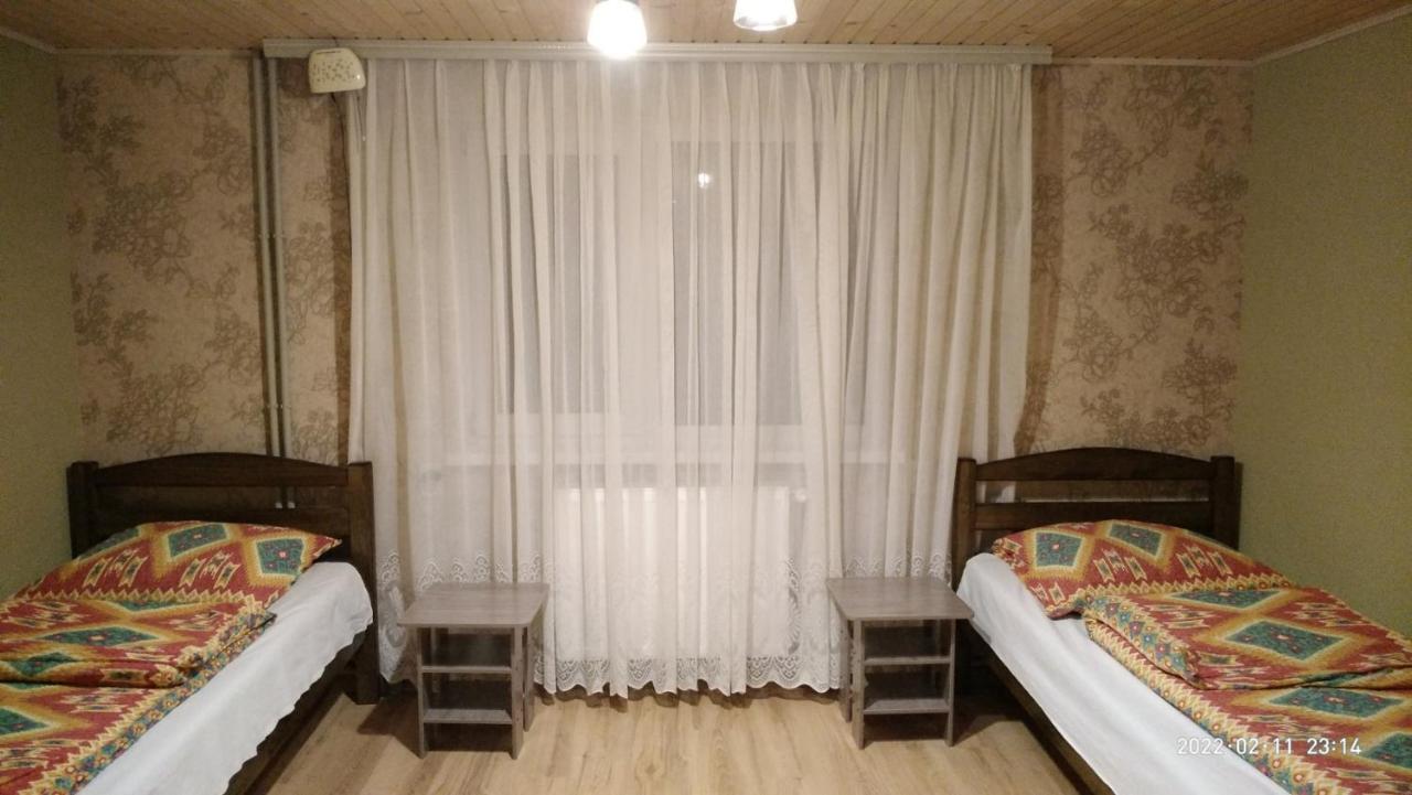 Hotel Pid Skeleyu Łazieszczina Zewnętrze zdjęcie